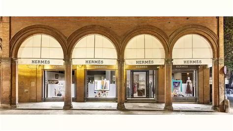 negozio hermes bologna|Rivenditori Hermès a Bologna .